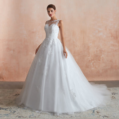 Increíble vestido de novia largo de tul con apliques de encaje y corte A