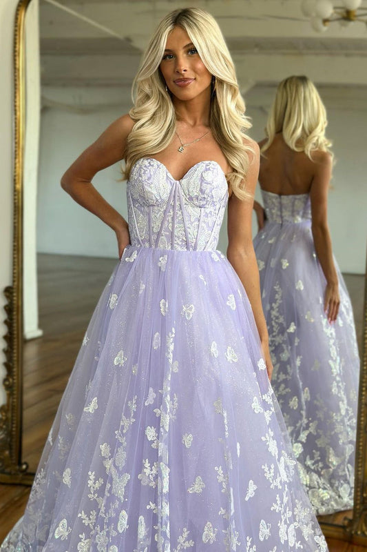 Increíble vestido de fiesta largo color lila con escote en A, sin tirantes y encaje