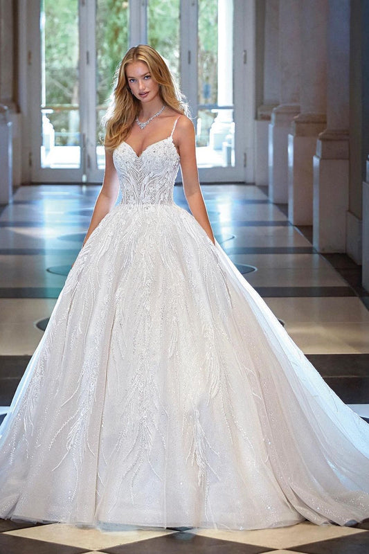 Erstaunliches ärmelloses A-Linien-Brautkleid mit V-Ausschnitt und Spitzenapplikationen