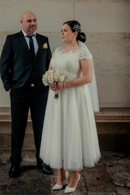 Knöchellanges weißes Tüll-Brautkleid mit Flügelärmeln