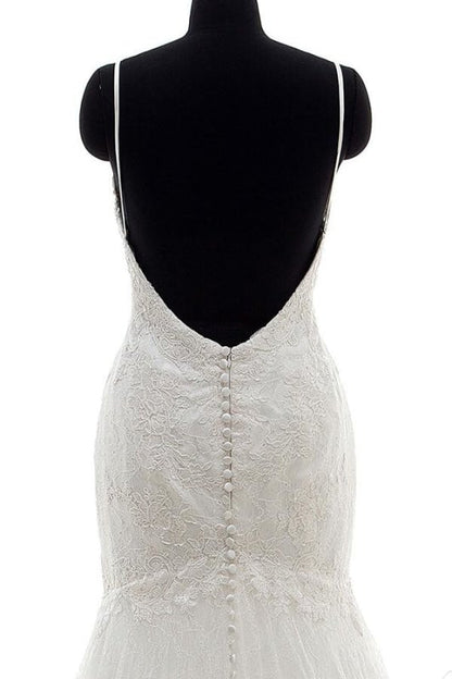 Vestidos de novia elegantes con apliques y tirantes finos de sirena