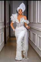 Asymmetrisches Meerjungfrau-Spitzen-Ballkleid mit luxuriösen Perlen