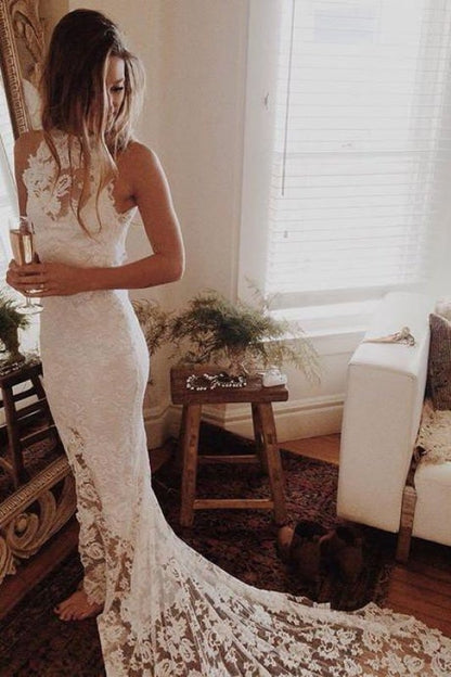 Impresionantes vestidos de novia elegantes de sirena con espalda abierta y encaje para playa