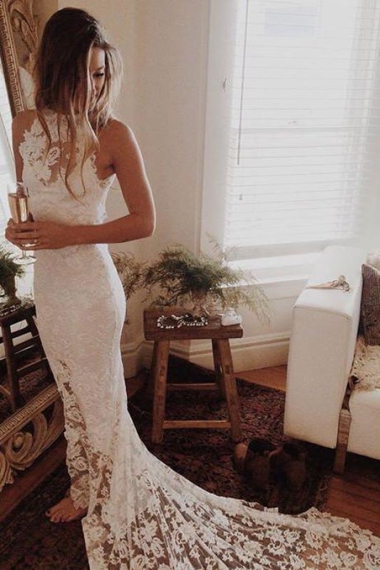 Impresionantes vestidos de novia elegantes de sirena con espalda abierta y encaje para playa