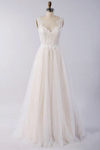 Fantastisches langes A-Linien-Brautkleid mit Applikationen, Spitze und Tüll