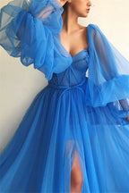 Tolles langes A-Linien-Ballkleid aus Tüll mit Herzausschnitt, Schlitz vorne und Ärmeln