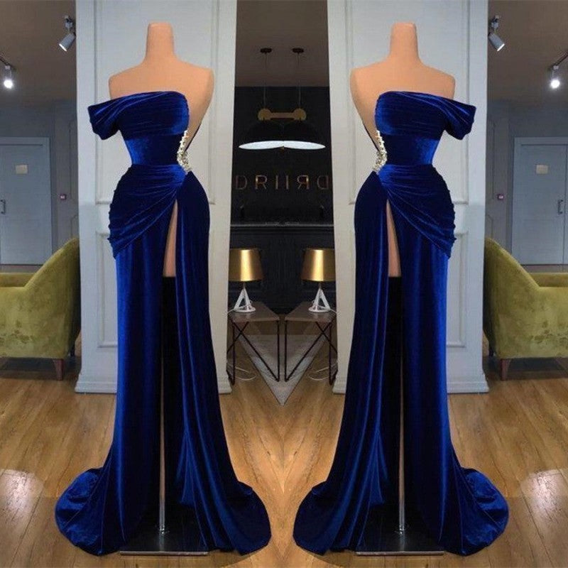 Vestido de fiesta de sirena azul oscuro de un solo hombro con abertura larga y cuentas