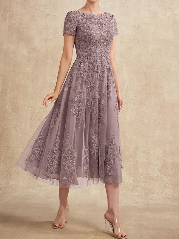 Vestido de madre de la novia de tul con encaje y corte en A, largo hasta la rodilla