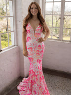 Bailey | Vestido de fiesta de sirena con encaje y lentejuelas en color rosa con escote en V