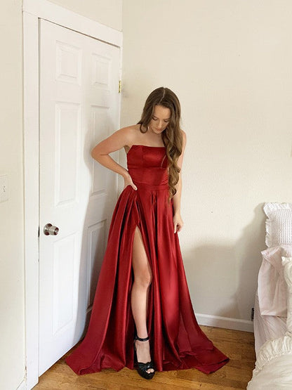 Vestidos de fiesta sin tirantes, sin mangas, de satén y con volantes