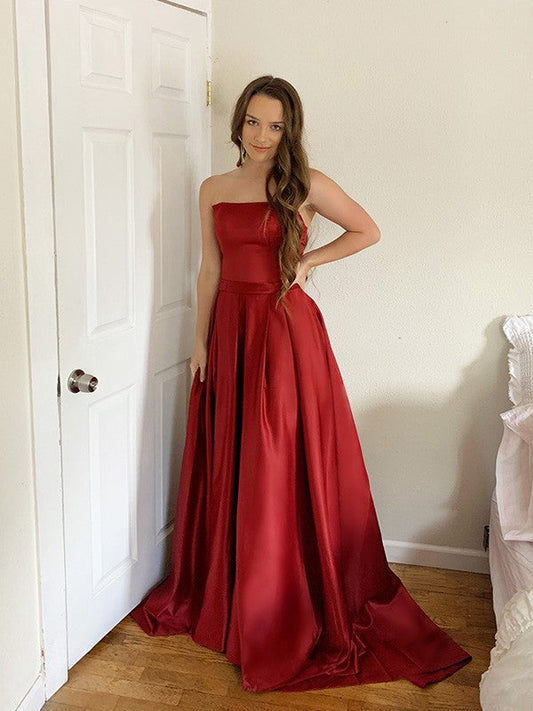Vestidos de fiesta sin tirantes, sin mangas, de satén y con volantes
