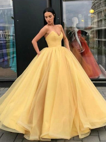 Vestidos de fiesta largos hasta el suelo de organza con escote corazón y sin mangas