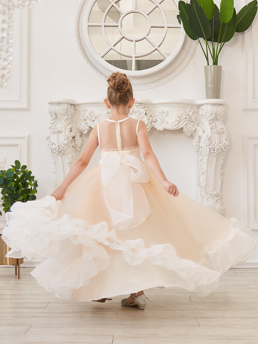 Vestido rosa de tul y organza con corte en A hasta el suelo (010226975)