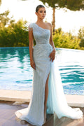 Elegante vestido de fiesta largo de sirena con un solo hombro de tul y lentejuelas con abertura