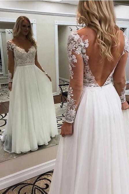 Strandlanges, rückenfreies A-Linien-Brautkleid aus Tüll mit V-Ausschnitt und Ärmeln