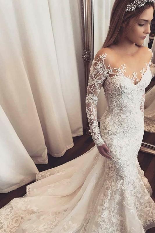 Vestido de novia de sirena con mangas largas y apliques de tul y encaje para playa