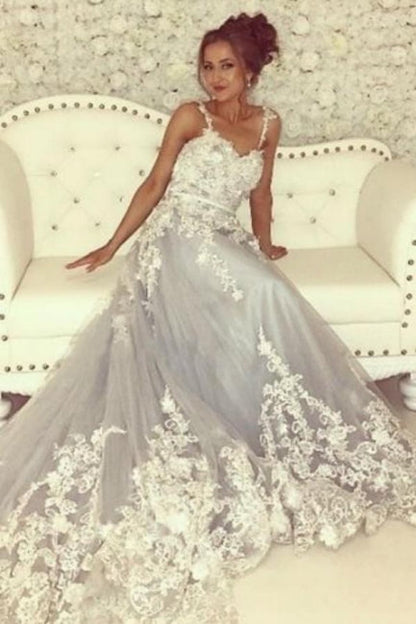 Hermosos vestidos de fiesta largos sin mangas con escote en forma de A y encaje
