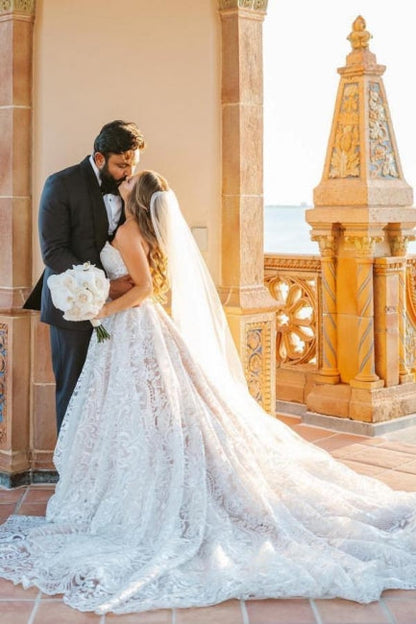 Beautiful A-Line Long White Sleeveless Wedding Dresses With Lace