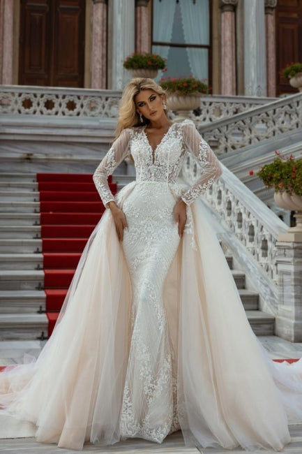 Wunderschönes A-Linien-Brautkleid im Meerjungfrau-Stil mit V-Ausschnitt und langen Ärmeln und abnehmbarer Schleppe