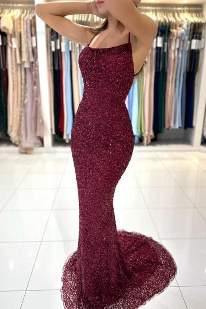 Wunderschönes Burgunderrotes langes Abendkleid im Meerjungfrauenstil mit Pailletten