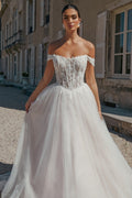 Hermoso vestido de novia largo de tul con apliques y hombros descubiertos en forma de A