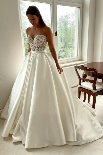 Wunderschönes langes A-Linie Satin Perlen verziert ärmelloses Brautkleid mit Spitze