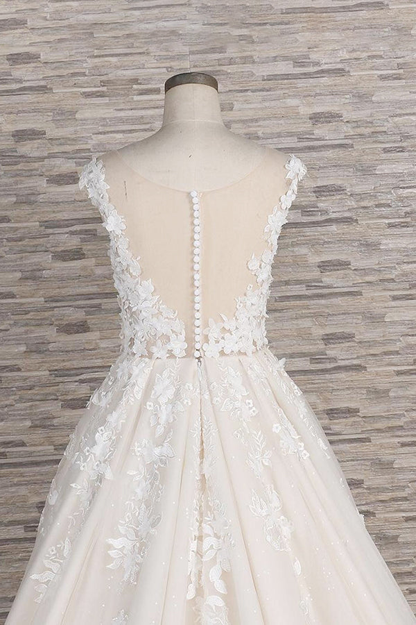 Wunderschönes langes rückenfreies A-Linien-Brautkleid mit Tüll und Spitzenapplikationen