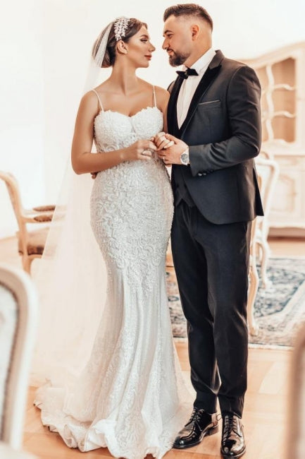 Wunderschönes langes Meerjungfrau-Brautkleid mit Spaghettiträgern und Spitze