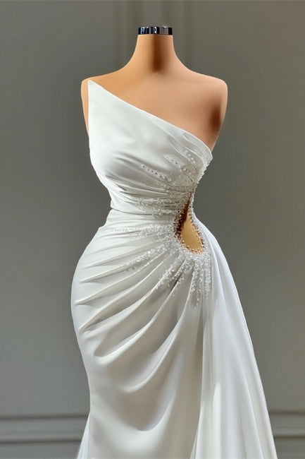 Wunderschönes langes weißes A-Linien-Brautkleid mit ärmeln und Perlen