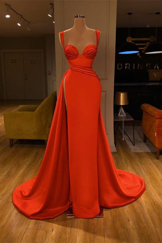 Hermoso vestido de fiesta largo con escote en forma de corazón y estrellas rojas con abertura