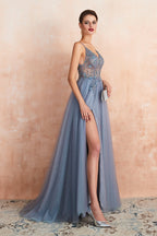 Bestes langes ärmelloses A-Linien-Ballkleid aus Tüll mit V-Ausschnitt und Schlitz