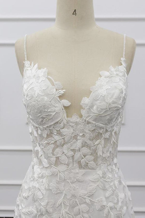 El mejor vestido de novia largo de sirena con tirantes finos y apliques de encaje