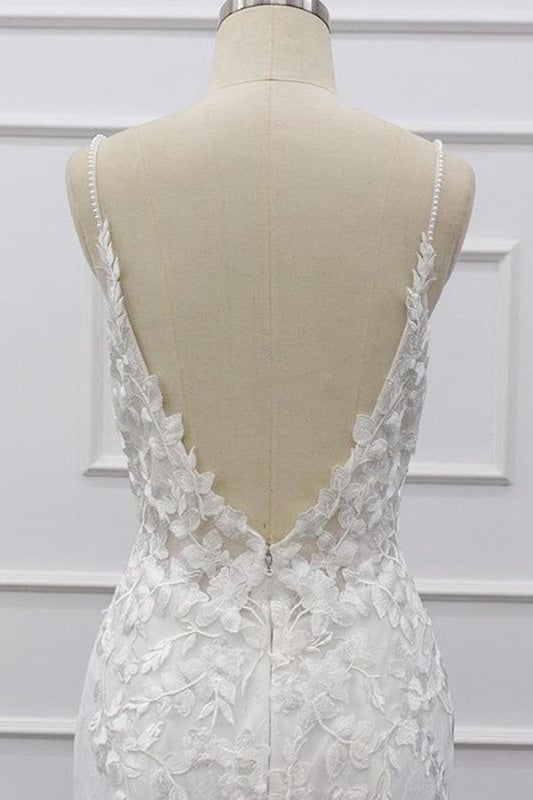Los mejores vestidos de novia elegantes de corte sirena con apliques y tirantes finos
