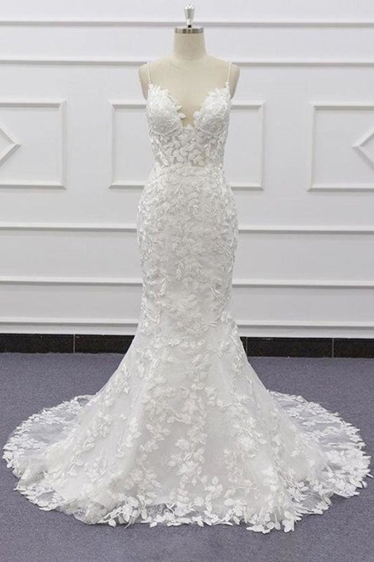 Los mejores vestidos de novia elegantes de corte sirena con apliques y tirantes finos