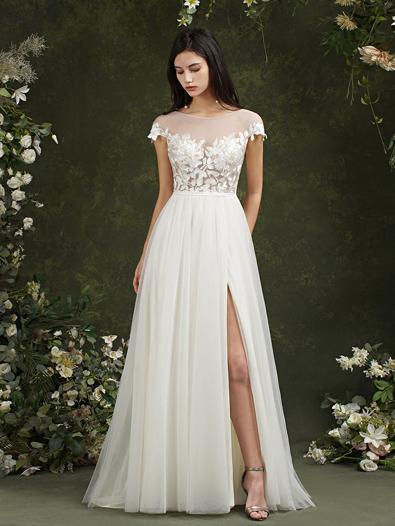 Vestidos de novia de gasa con encaje y escote en forma de A con abertura en el bajo.