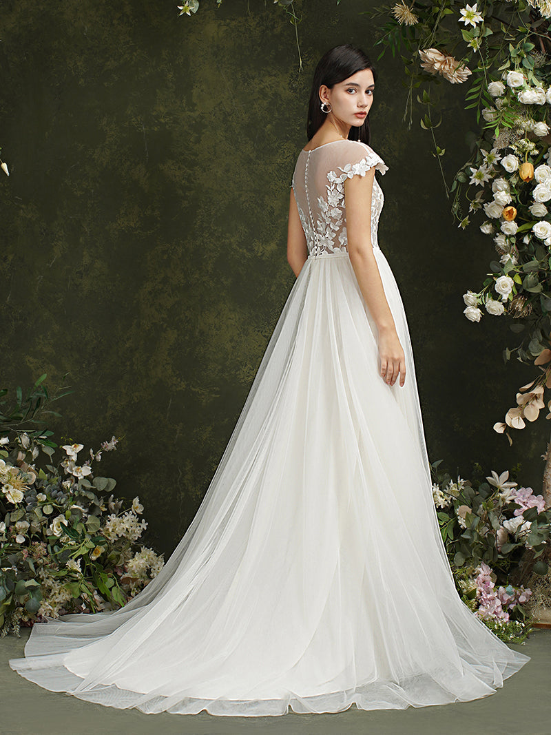 Biztunnel Langes A-Linien-Brautkleid mit Herzausschnitt und Chiffon-Spitze und Schlitz
