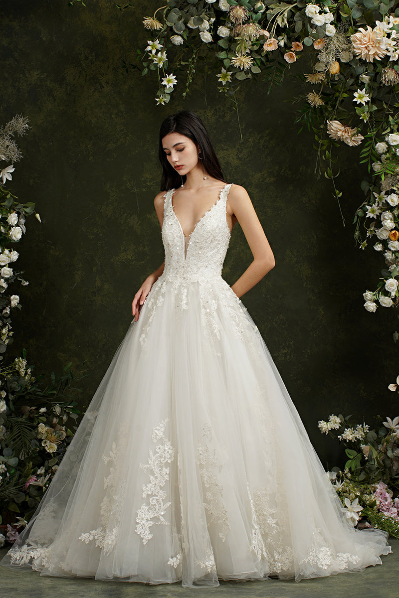 Vestidos de novia Biztunnel largos de corte A con escote en V, tul, encaje y espalda descubierta