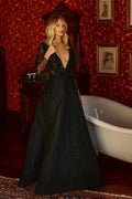 Vestido de fiesta negro largo de encaje con escote en V y mangas en forma de A