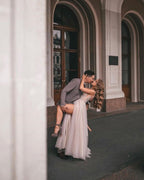 Langes Boho-Brautkleid mit A-Linie und V-Ausschnitt, Tüllapplikationen und Spitze und Schlitz