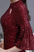 Burgunderrotes, kurzärmliges, langes Ballkleid mit Pailletten