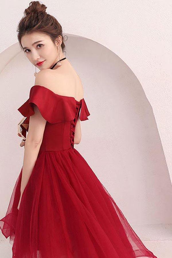 Burgunderrotes, schulterfreies, kurzes Ballkleid aus Tüll Burgunderrotes Homecoming-Kleid PD220