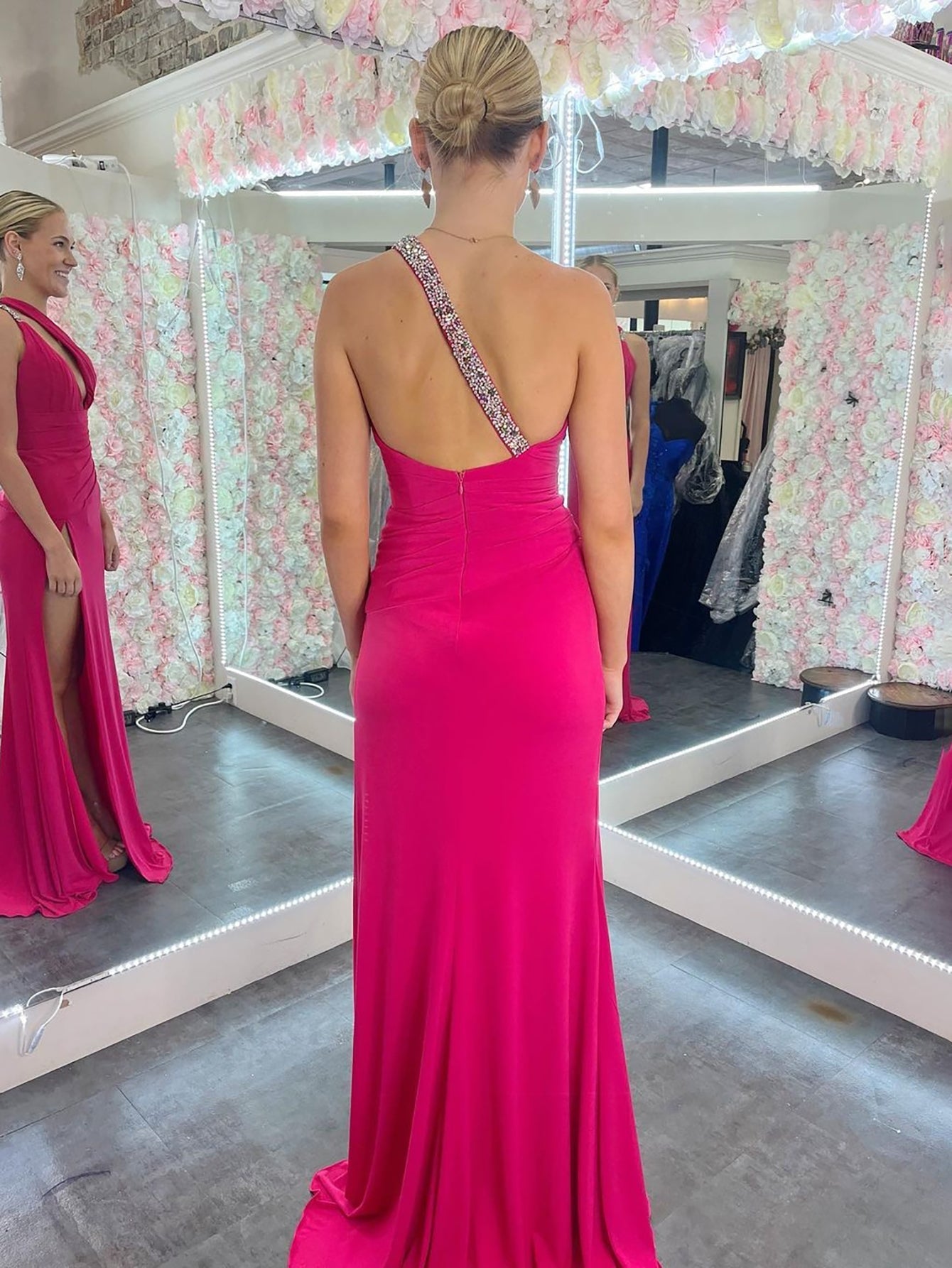 Teresa | Vestido de fiesta largo rosa con corte sirena y un solo hombro