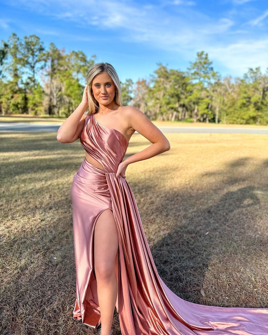 Shannon | Bezaubernde Meerjungfrau One-Shoulder Satin Ballkleider mit Schlitz