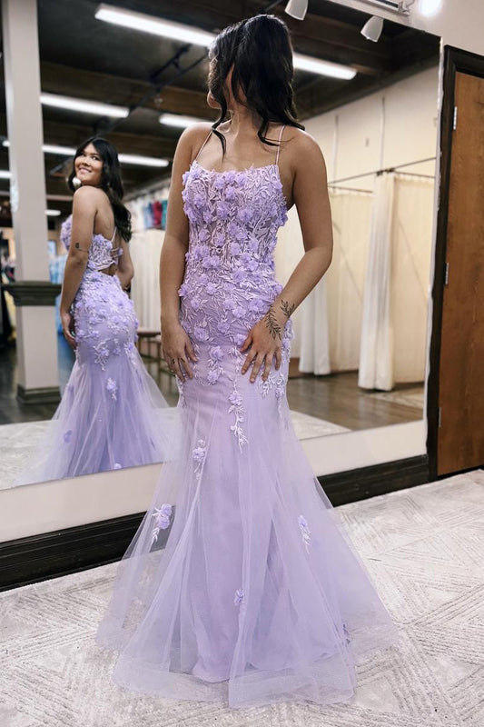 Armani | Fliederfarbenes Meerjungfrau-Ballkleid mit U-Ausschnitt und Applikationen