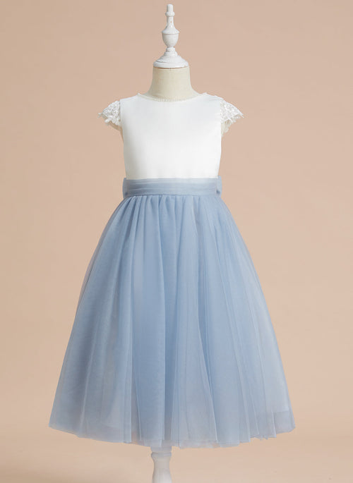 Vestido de niña de las flores de primera comunión de tul satinado con corte en A y largo hasta la rodilla