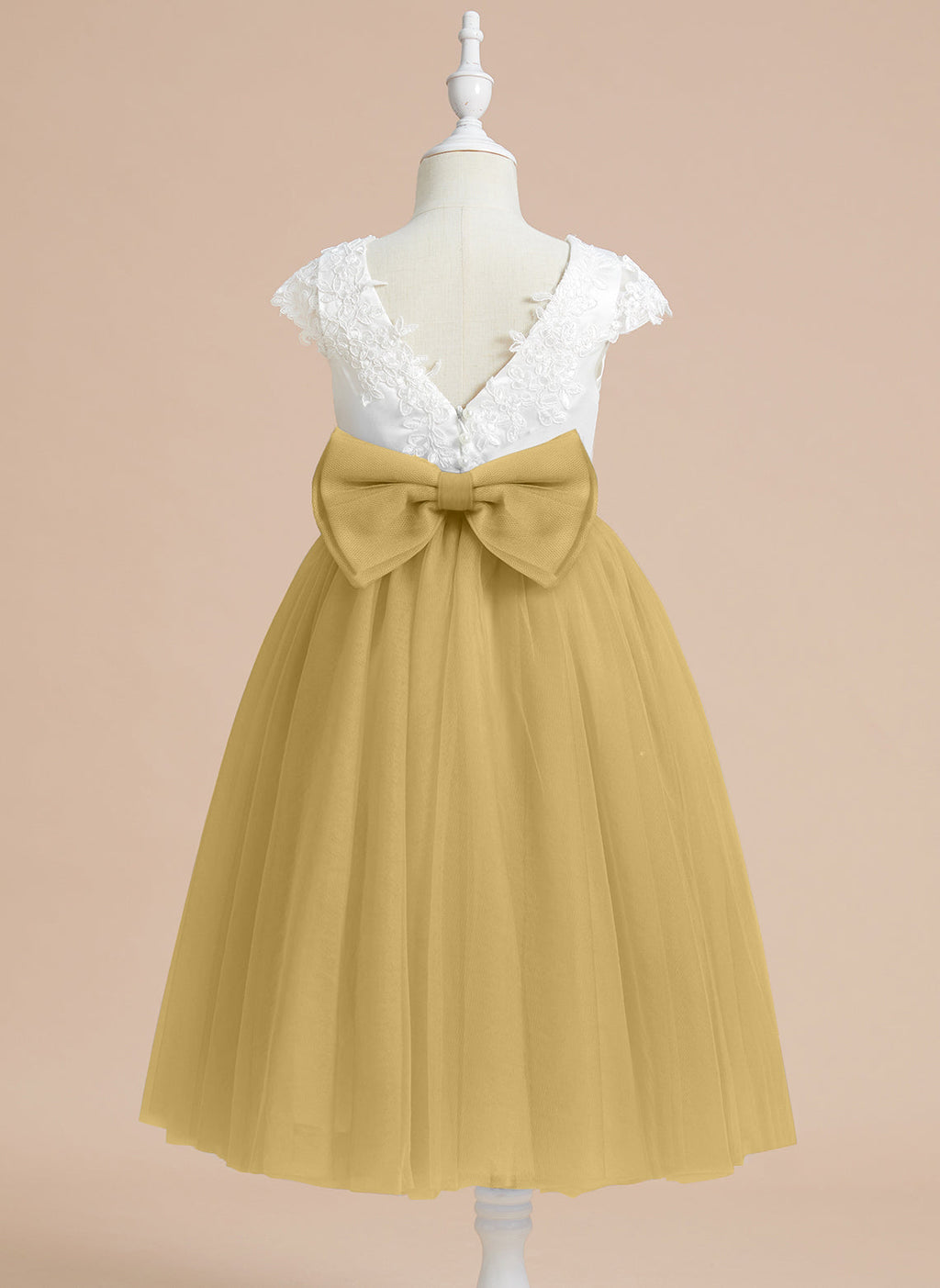 Vestido de niña de las flores de primera comunión de tul satinado con corte en A y largo hasta la rodilla