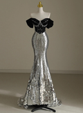 Vestido de noche elegante de sirena con lentejuelas plateadas y hombros descubiertos con cuentas Y7613