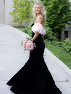 Calix | Vestido de fiesta largo de terciopelo negro estilo sirena con mangas desmontables