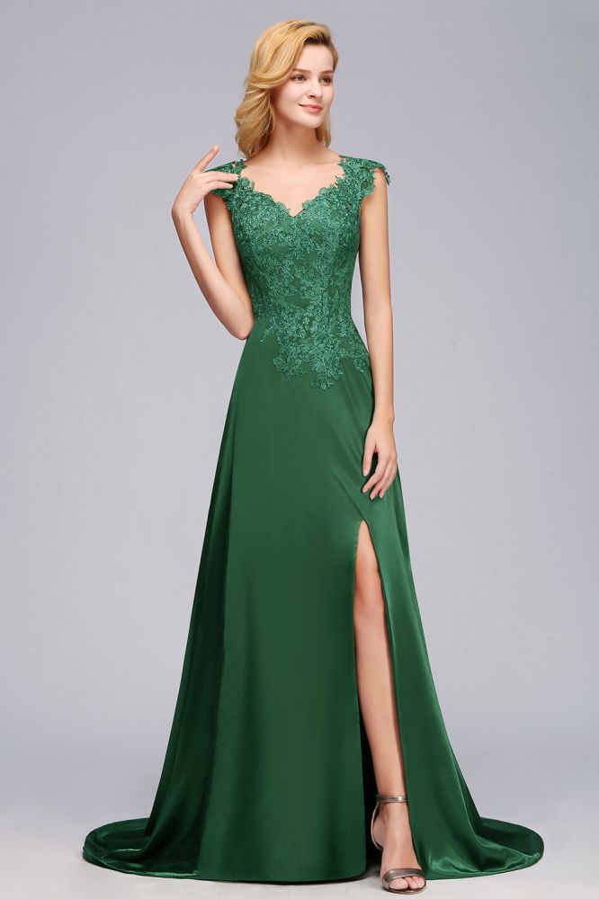 Vestido de dama de honor verde con mangas cortas, apliques en forma de A, abertura lateral y cola larga