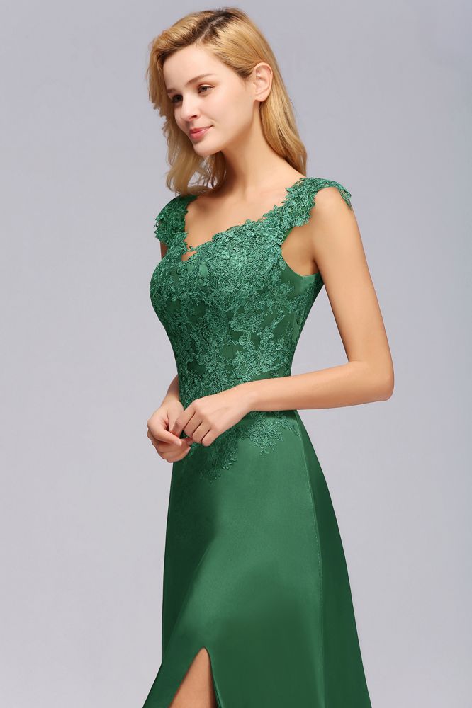 Vestido de dama de honor verde con mangas cortas, apliques en forma de A, abertura lateral y cola larga